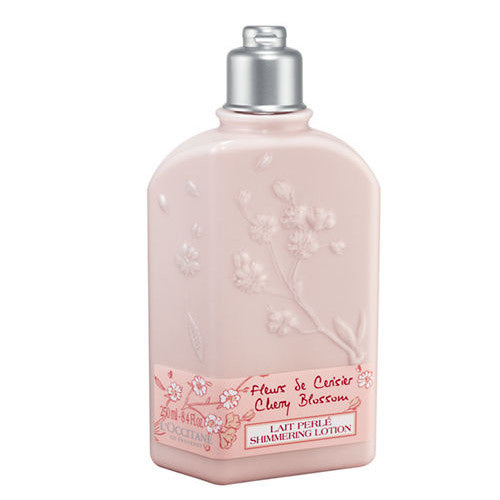 L´occitane „Cherry Blossom Shimmering Lotion“ – žvilgantis kūno losjonas