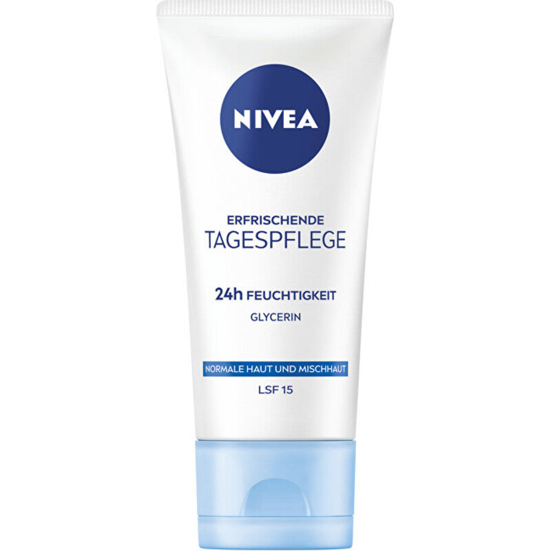 „Nivea Essential“ dieninis kremas su SPF 15 – drėkinamasis dieninis kremas normaliai ir mišriai odai - Glamur