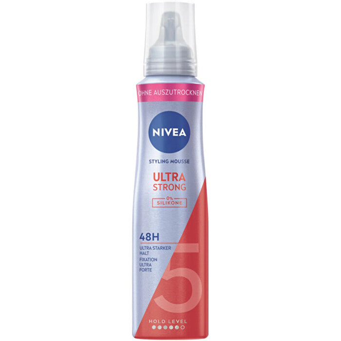 „Nivea Ultra Strong“ formavimo putos – putų kietiklis